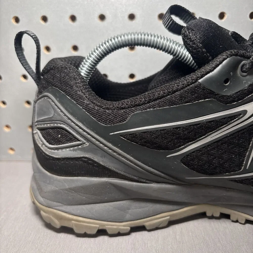 Merrell Capra Bolt Hiking Shoes Mens Sz 10.5 Black Waterproof Sneakers Outdoors